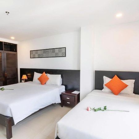 Queen Palace Sea View Hotel Da Nang Exterior foto